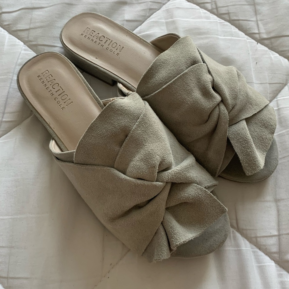 Kenneth Cole Reaction Vanya Slippers